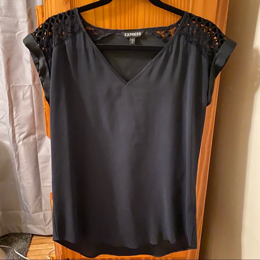 Express Lace Trim, Short Sleeve Top / Blouse